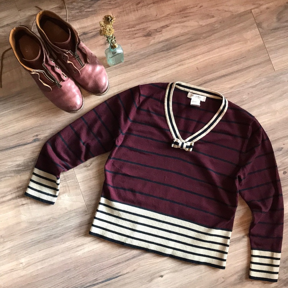 ✨bundle 3/$25 💼 let’s go to the library!